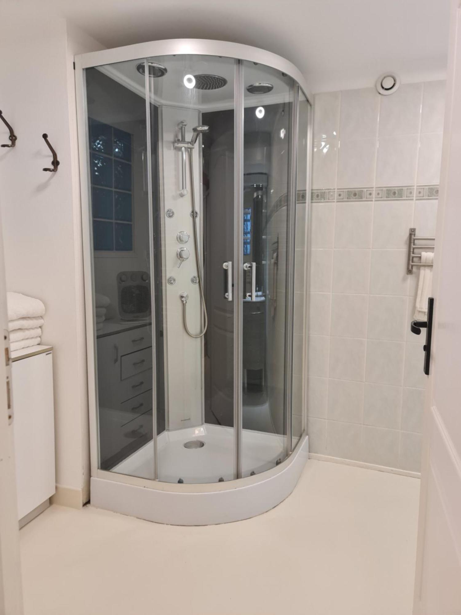 Le Souplex Apartment Troyes Exterior photo